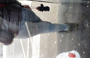 XXX Esposa disfruta de un programa de la BBC mientras el marido madres foiando relojes