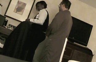 XXX Leva acechando en lugares públicos folla a la madre de su novia 029