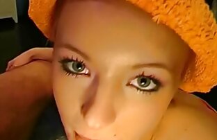 XXX Hermosa chica cojiendo amama dormida y grandes tetas-Dream World (Video)