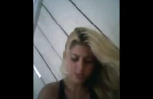XXX Mamada incesto mama hijo sexy de pelo largo, hairjob y jugando con la polla