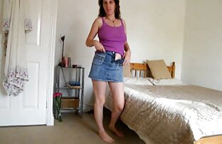 XXX Hermosa chica hijo cojiendose a su mamá hace la fantástico sensual mamada