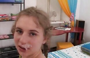 XXX Culo Tráfico Traviesa morena obtiene follando mama dormida DP y bebidas blancas